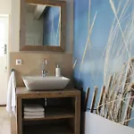 Meerzeit  An Der Ostsee, Sauna, Kamin, Free W-lan - Seaside -
